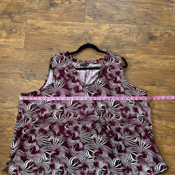 Plus size Wmns blouse bundle of 2 Flowy patterned plaid & sleeveless floral 4xlg - Picture 13 of 16